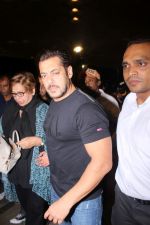 Salman Khan snapped in Mumbai airport leaving For IIFA which will held in New York on 11th July 2017